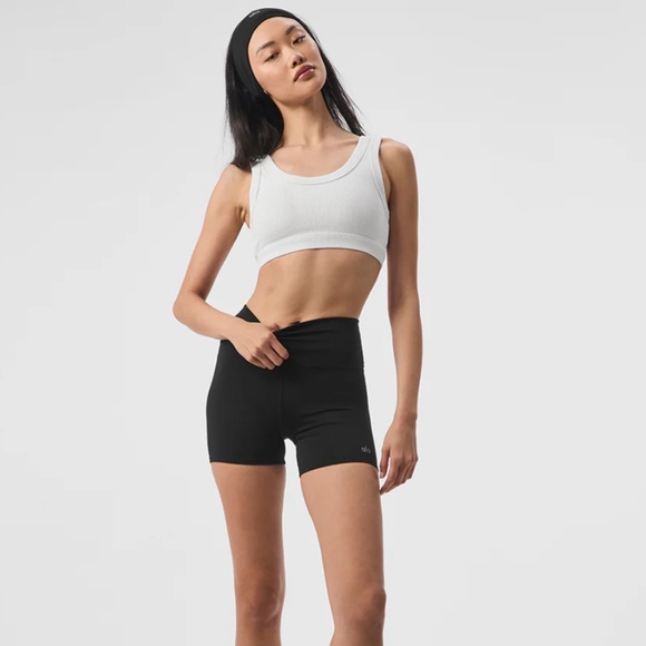 ALO Yoga Wellness Bra White Size SM Small Athleisure Lounge Pilates Sports Bra - Picture 3 of 7